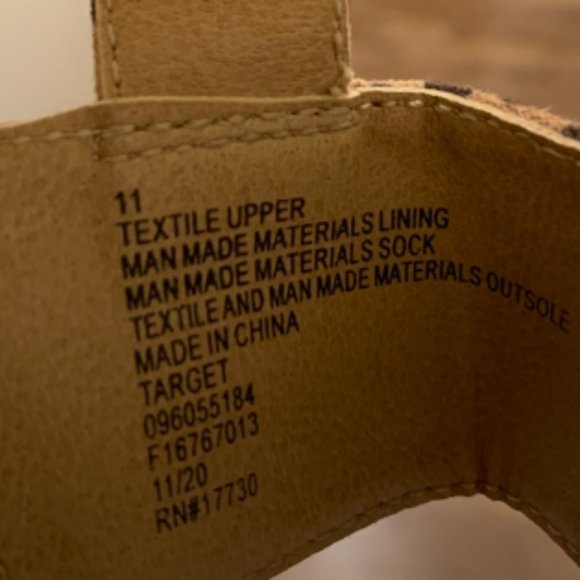 Universal Thread Sandals - Picture 4 of 4